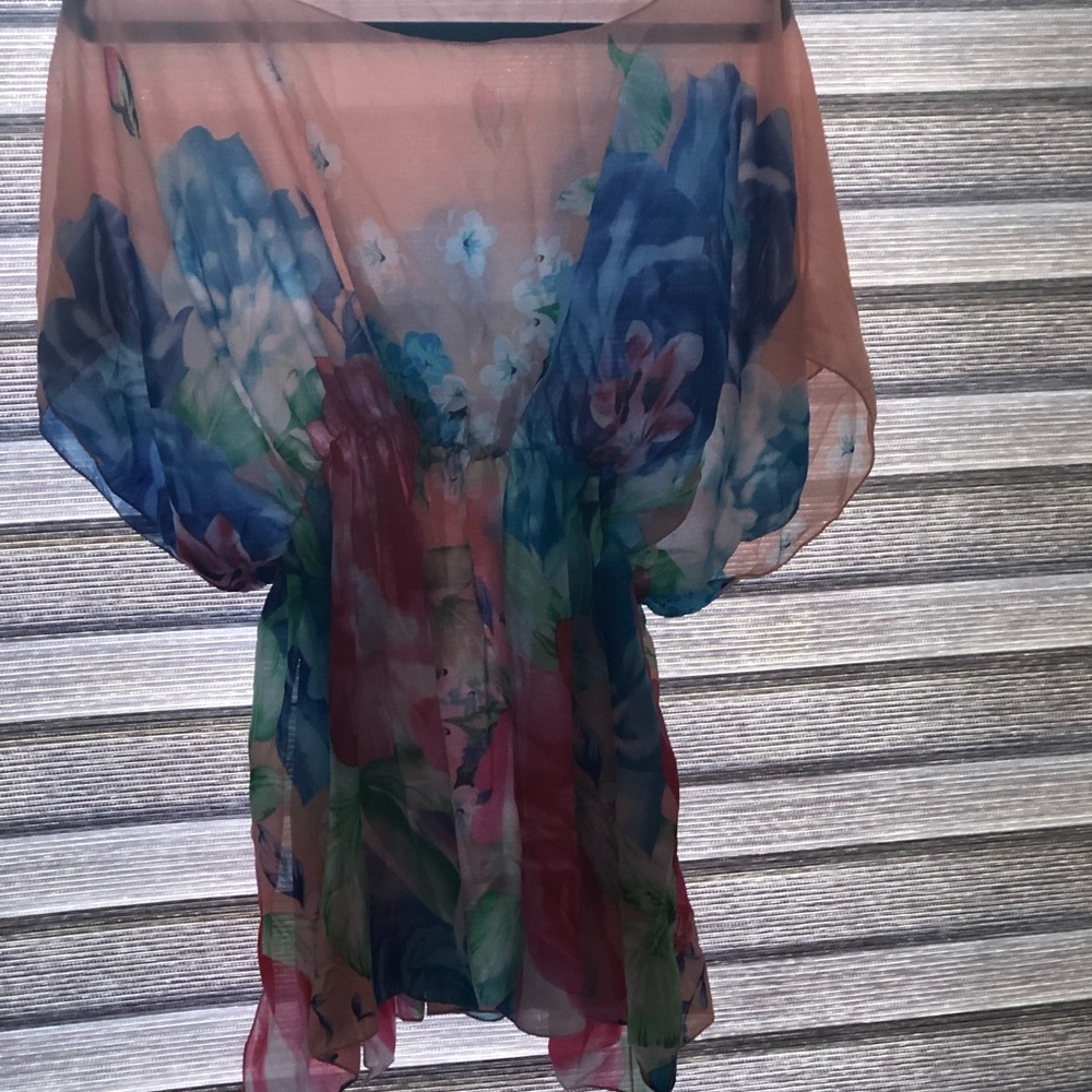 🏖STUNNING NEW SUMMER COVER UPS! - Picture 2 of 3